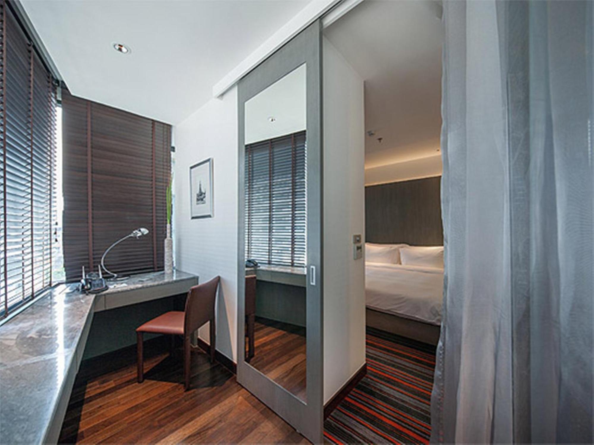Lit Bangkok Hotel Экстерьер фото